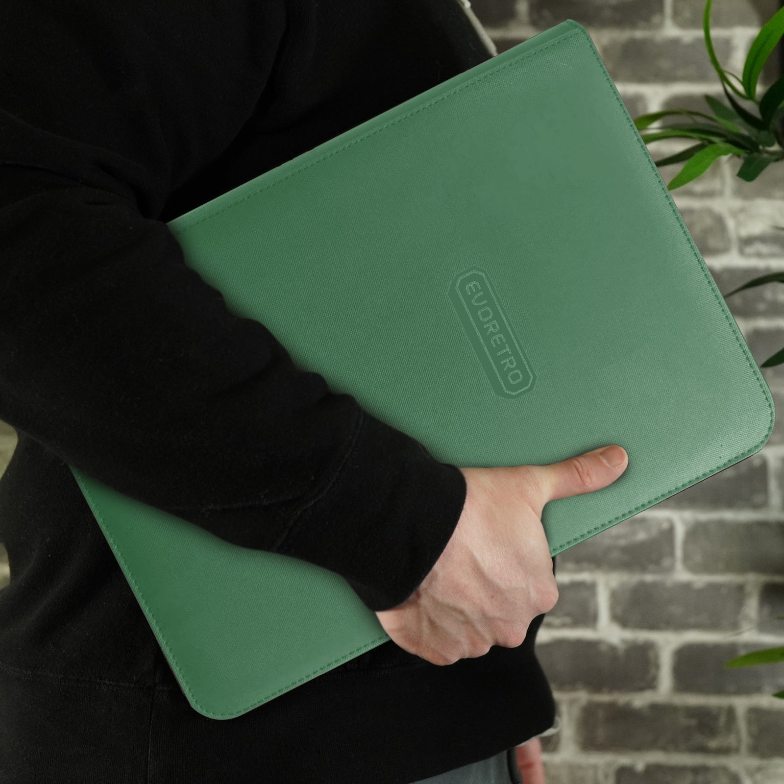 EVORETRO 9-Pocket Zip-Up Trading Card Binder for 360 cards