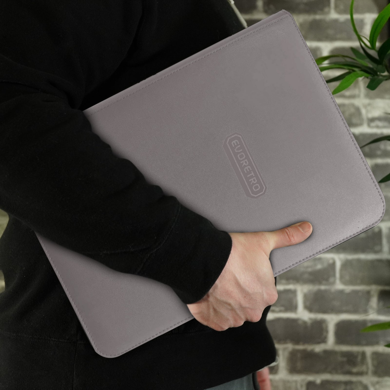 EVORETRO 9-Pocket Zip-Up Trading Card Binder for 360 cards