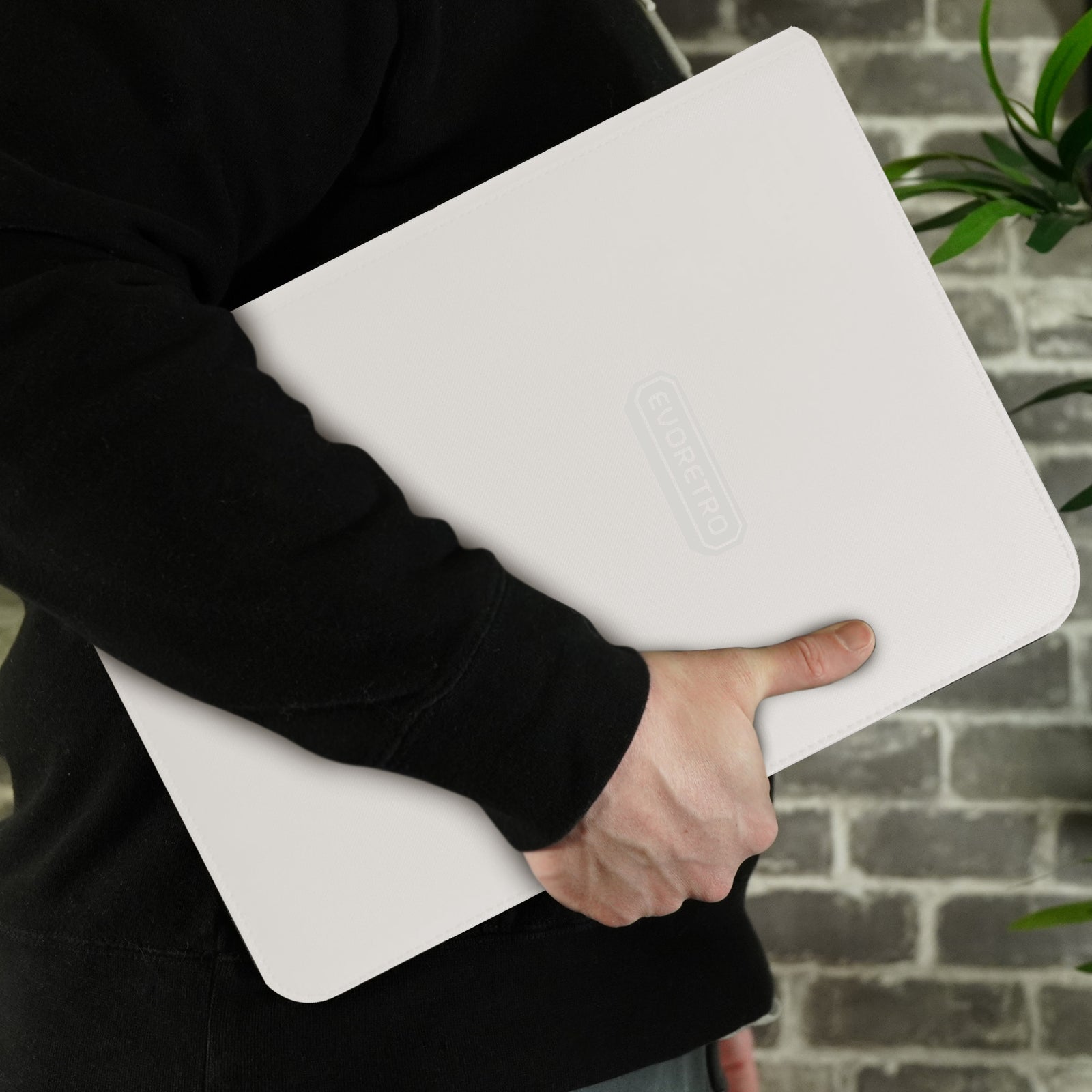 EVORETRO 9-Pocket Zip-Up Trading Card Binder for 360 cards