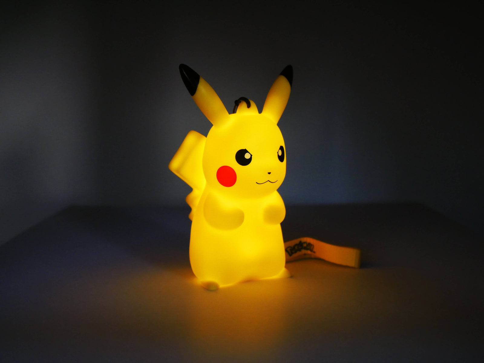 Light-Up Figurine Pokémon Pikachu Grumpy with handstrap