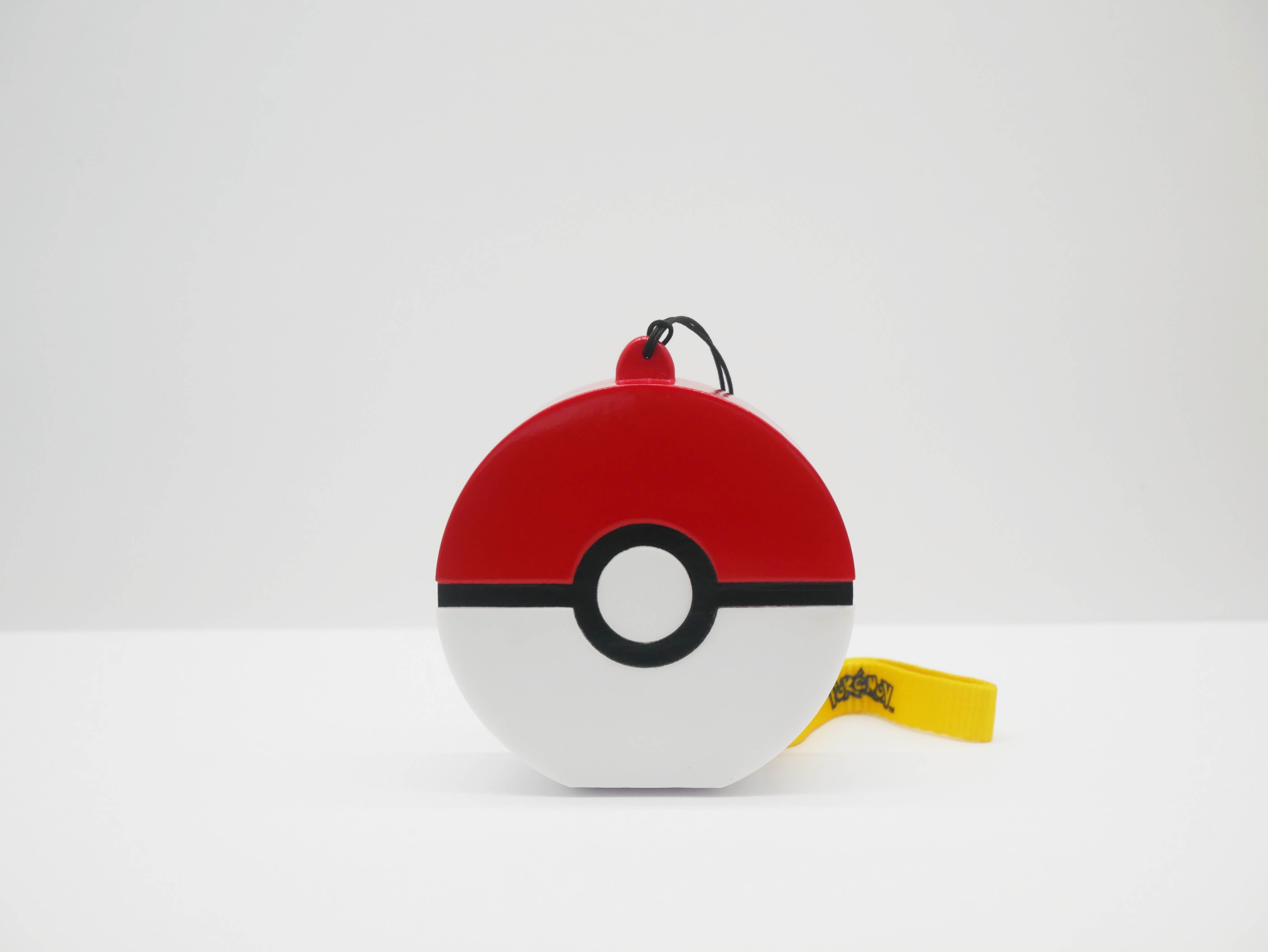 Light-Up Figurine Pokémon Poké Ball with Handstrap