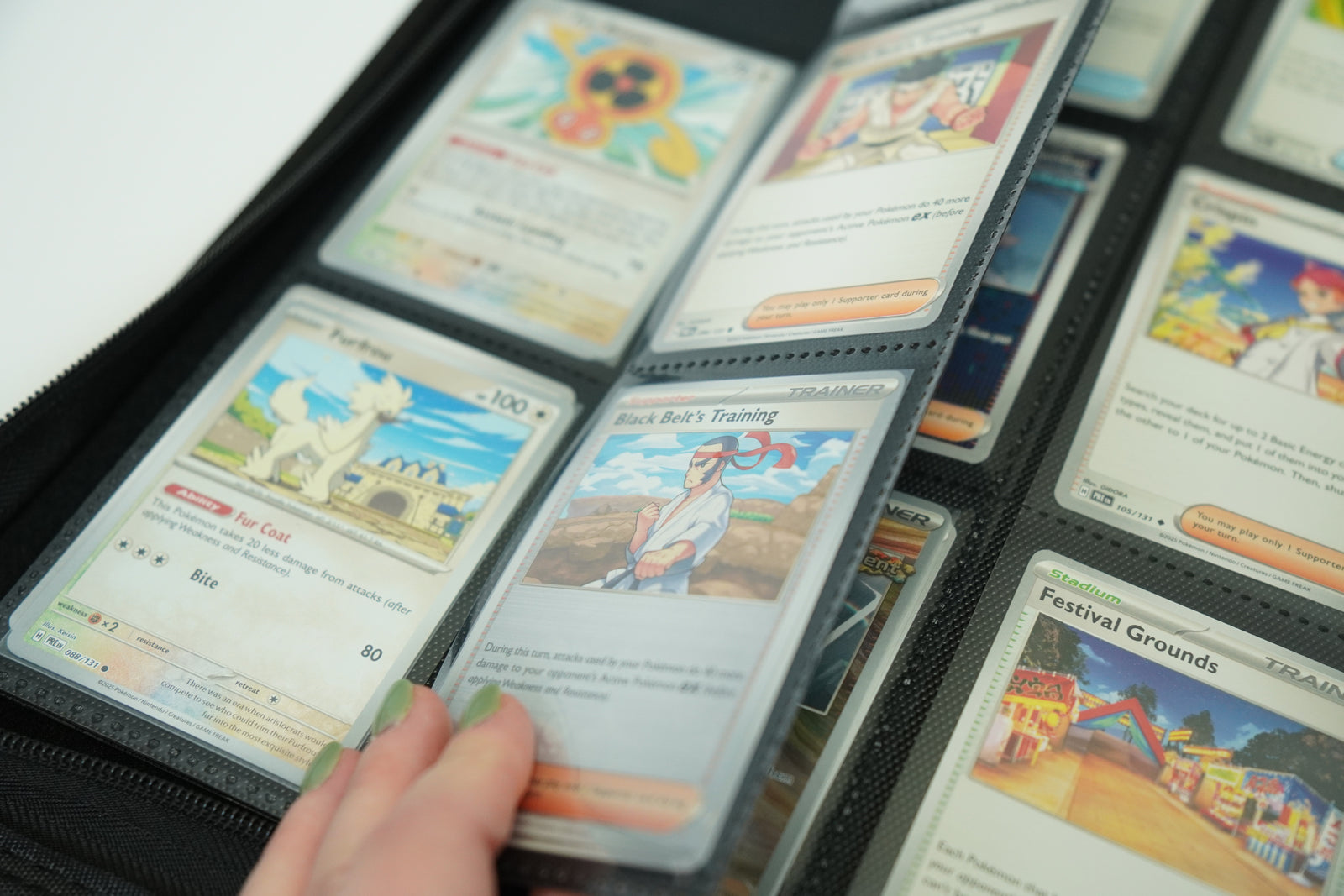 Classeur 4x3 avec Fermeture Éclair – Capacité de 528 Cartes, Noir