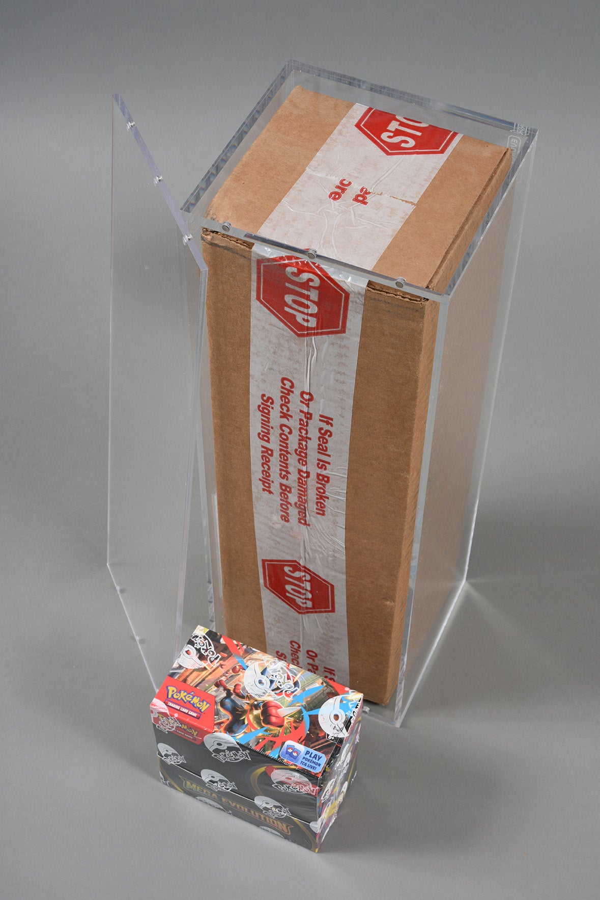 Magnetic Acrylic Display Case for Case of 6 English Booster Box
