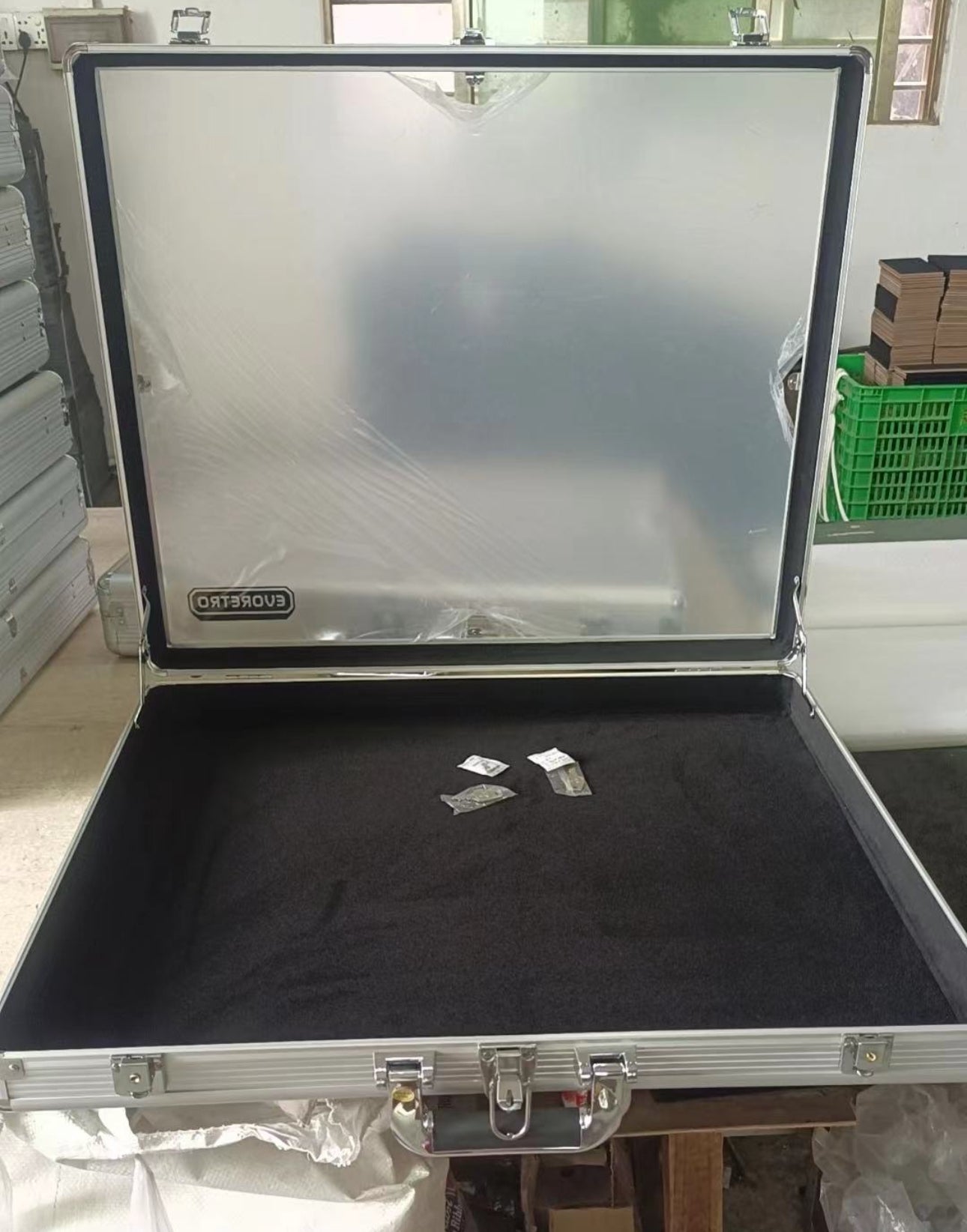 Aluminum Acrylic Clear Top Display Locking Show Case 24 x 20 Inch