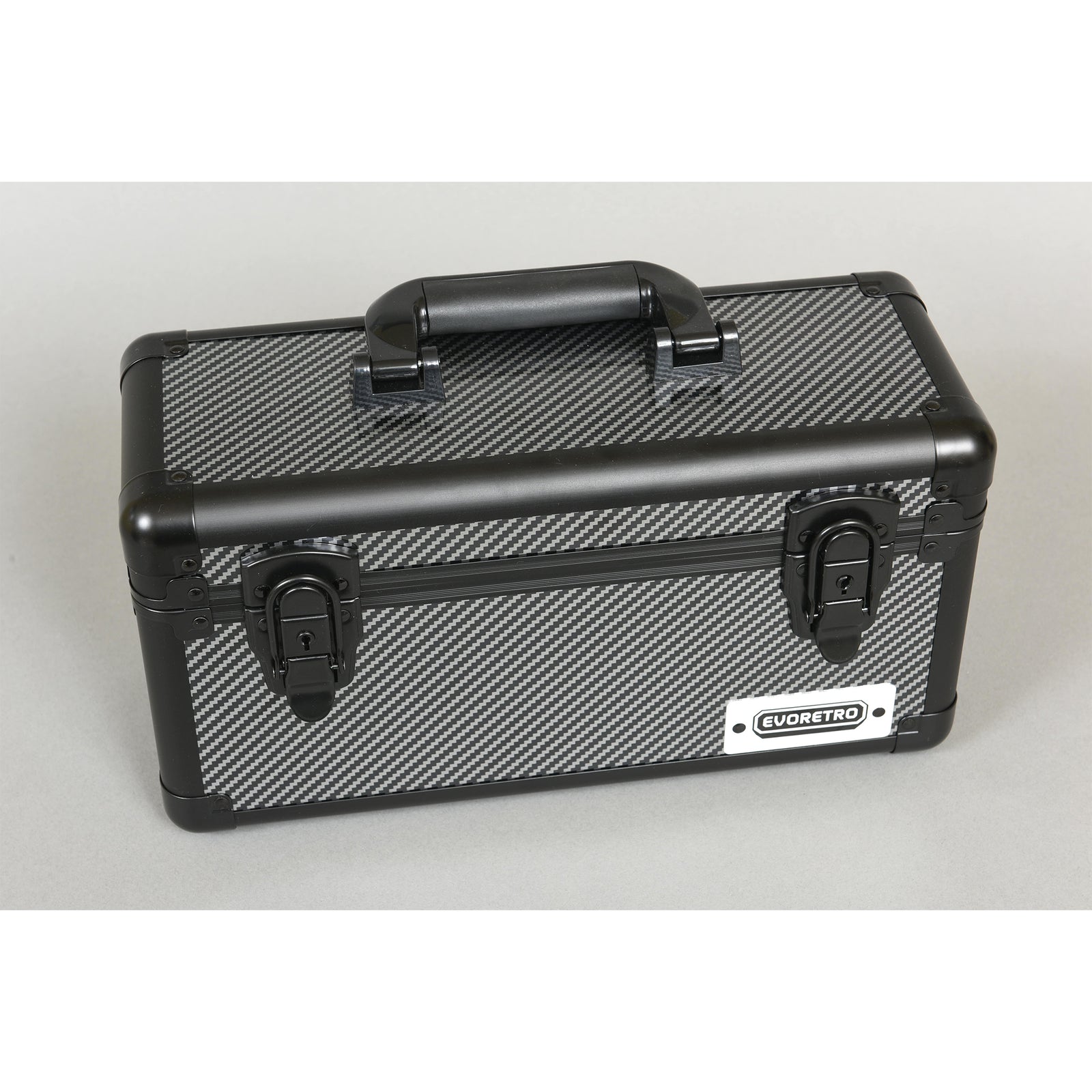 Black and gray slab case with 'EVORETRO' branding on a light gray background