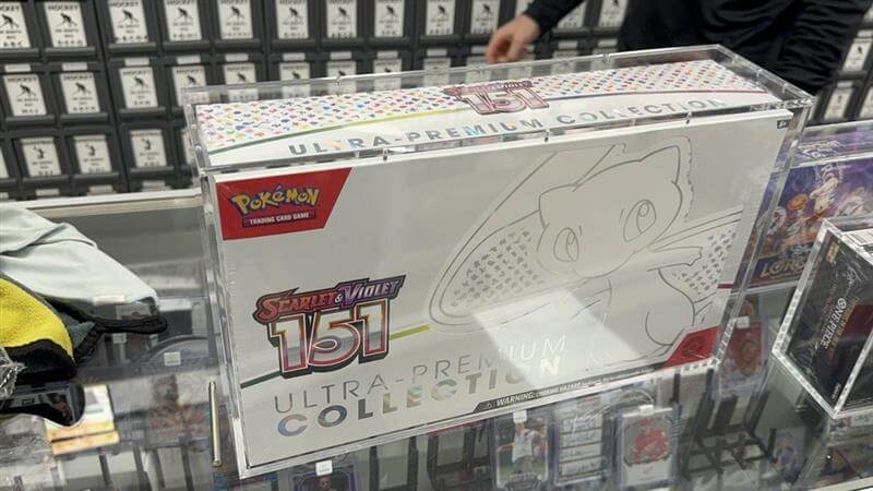 Acrylic Case Display for Pokemon 151 Scarlet & Violet Ultra-Premium Collection Box