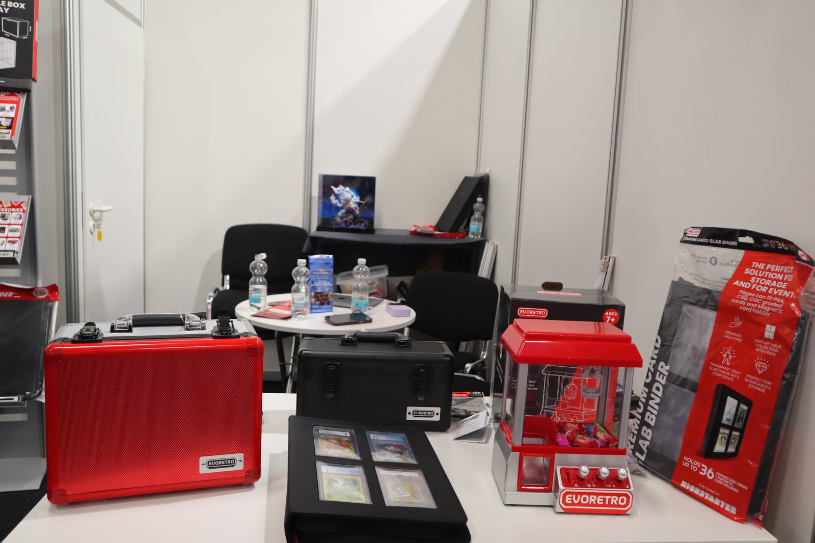 aluminum graded card storage box tsa lock